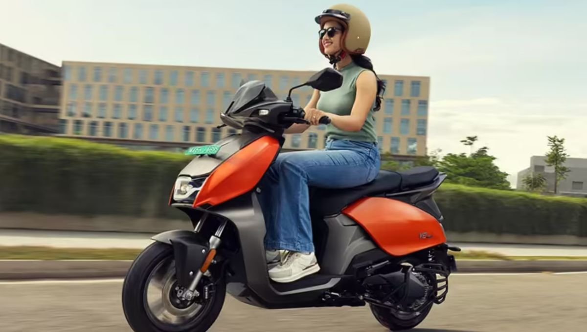 2026 में पहली बार TVS स्कूटर खरीद रहे हैं? ये 5 मॉडल बन सकते हैं आपके लिए बेस्ट ऑप्शन 3 TVS